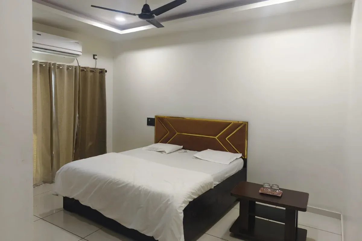 Gallery image 17013