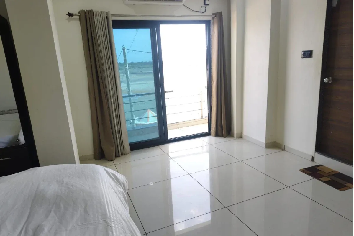 Gallery image 17018