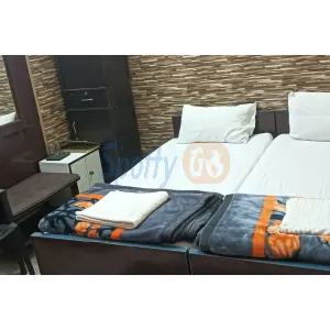 Teerth Guest House - Varanasi