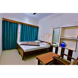 Bansal Guest House (Just 20 Steps Away From The River Ganga) - Haridwar