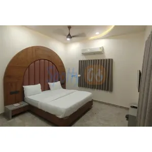 Hotel Grand Palace - Dwarka