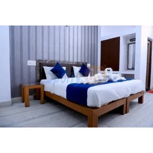 Ranakunj Hotel & Restaurant - Udaipur