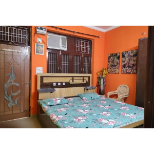 Radhika Raman Ashram - Vrindavan