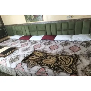 Shri Radha Raman Ji Seva Sadan  - Mathura