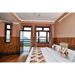 Hotel Varuni - Mcleodganj 