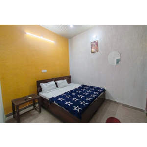 Maa Leelavati Ashram - Vrindavan