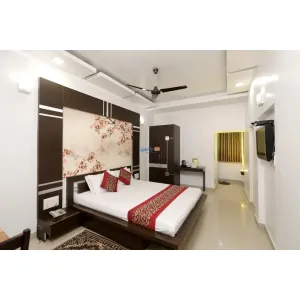 The Leef Inn - Mount Abu