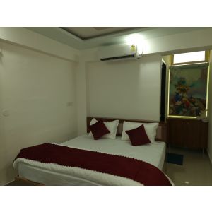 Hotel Jolly Wings - Dehradun