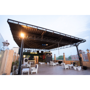 Hotel Radiance Courtyard - Varanasi