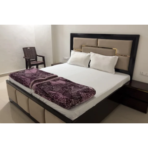 Shri Nand Bhavan - Vrindavan