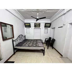 Nukkad Guest House - Udaipur