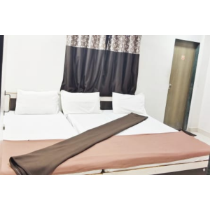 Hotel Raj Palace - Somnath