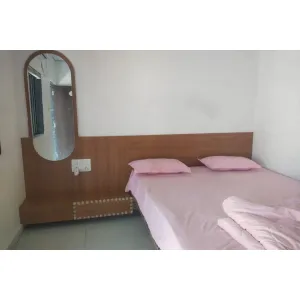 Shree Kastbhanjan Guest House - Salangpur