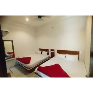 Maya Shri Guest House - Omkareshwar