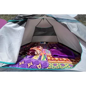 Comfortable tents with bedding in mountain at Hanuman tents near Kedarnath