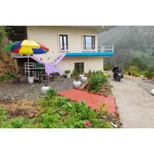Uttarvahini Homestay - Kainchi Dham
