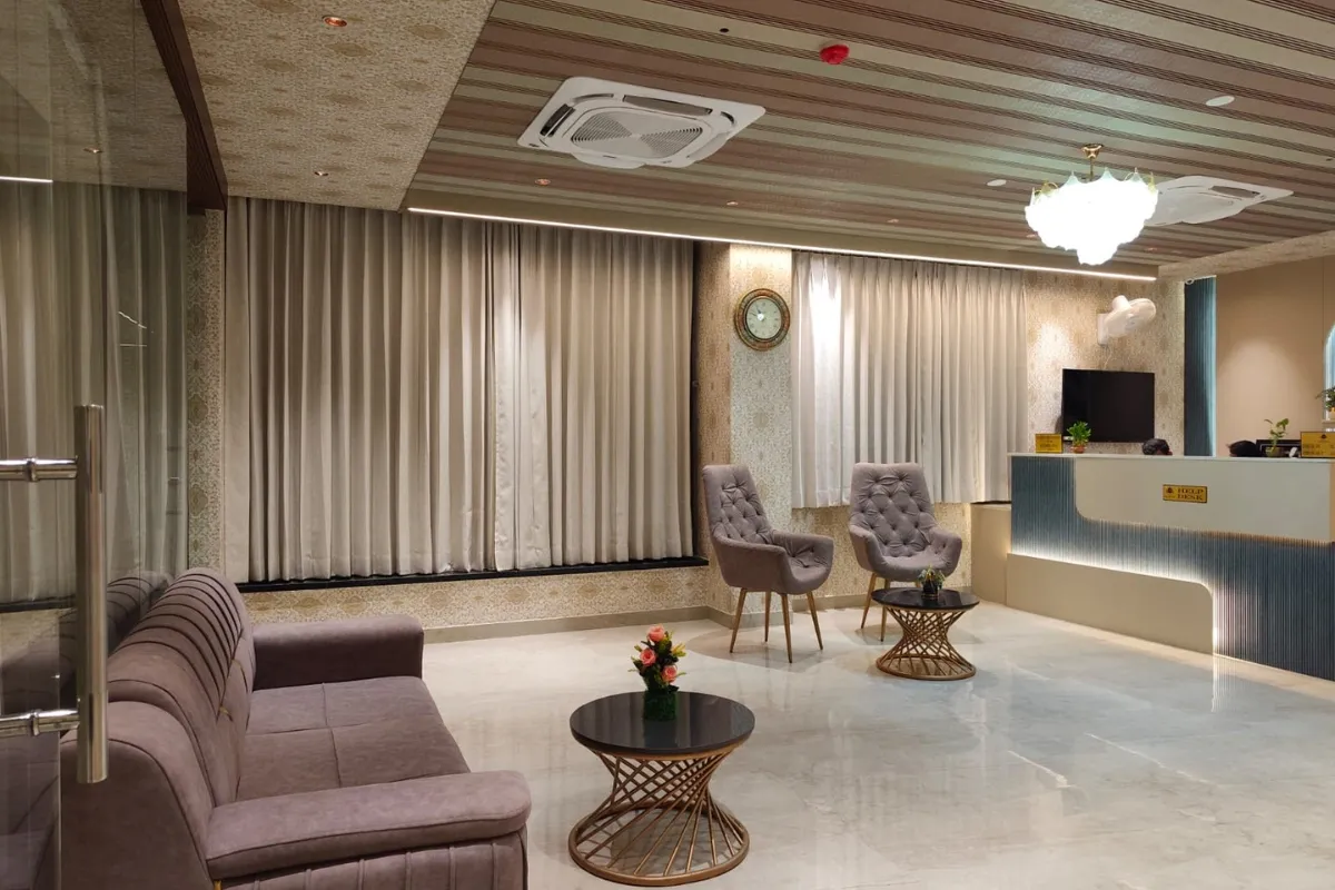 waiting area of Hotel JJM Palace in Udaipur