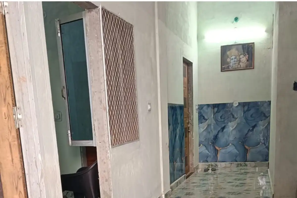 Gallery image