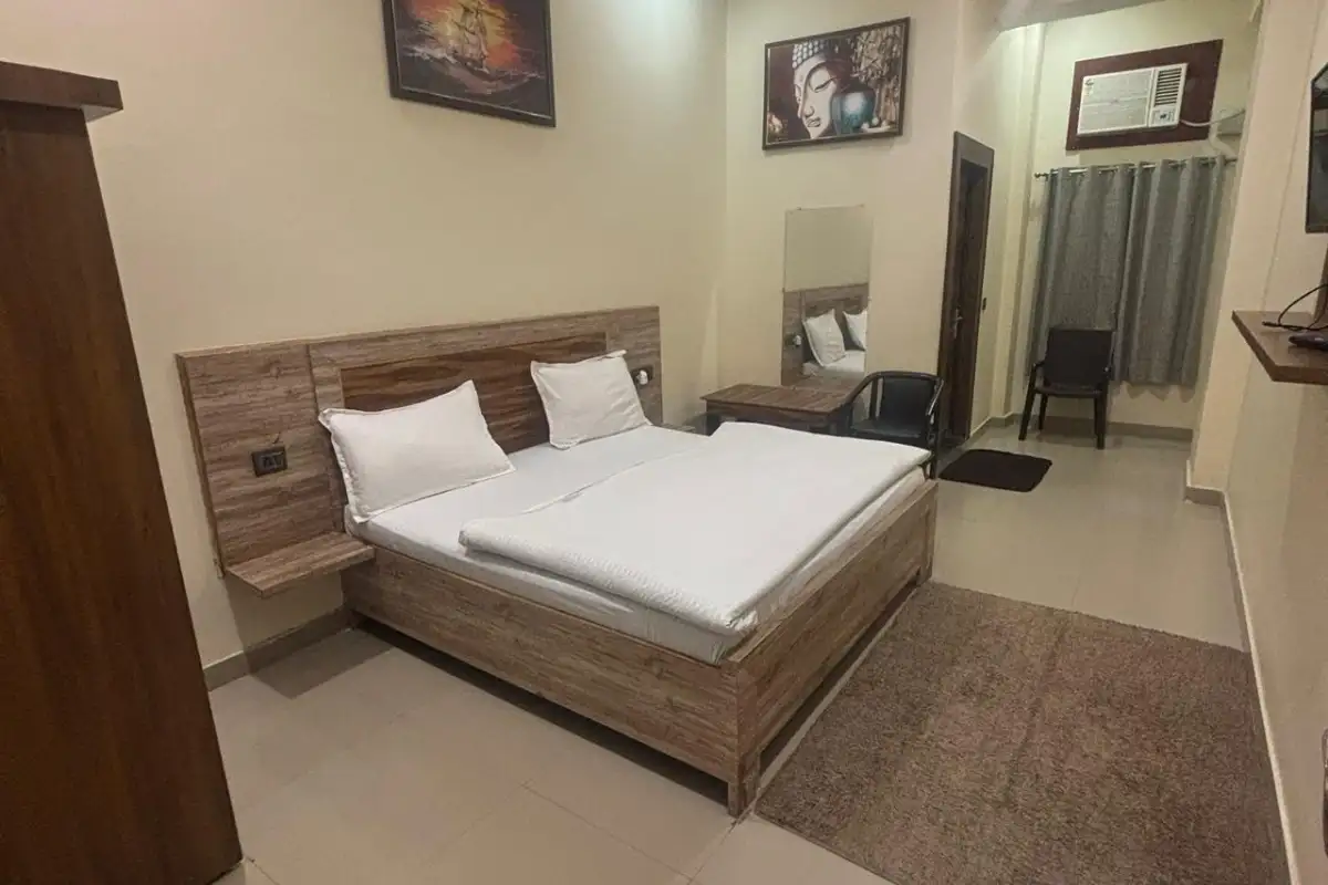 Gallery image